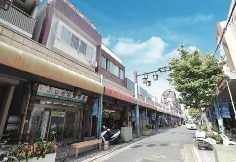 歴史ある藤棚商店街のある街、西横浜。